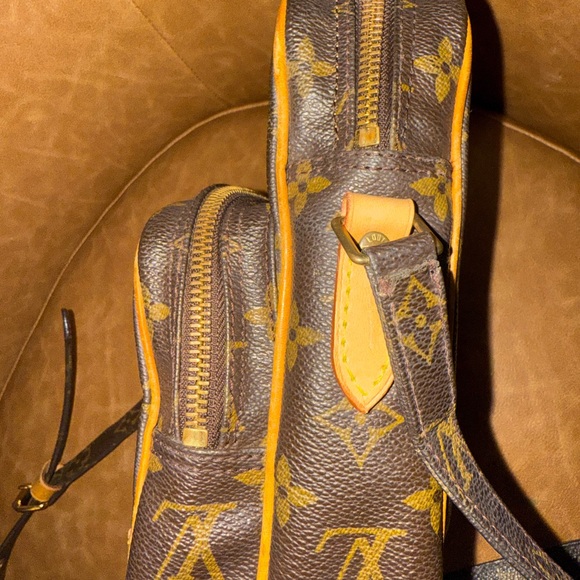 Louis Vuitton Amazone Brown Monogram Crossbody Bag - Picture 3 of 8